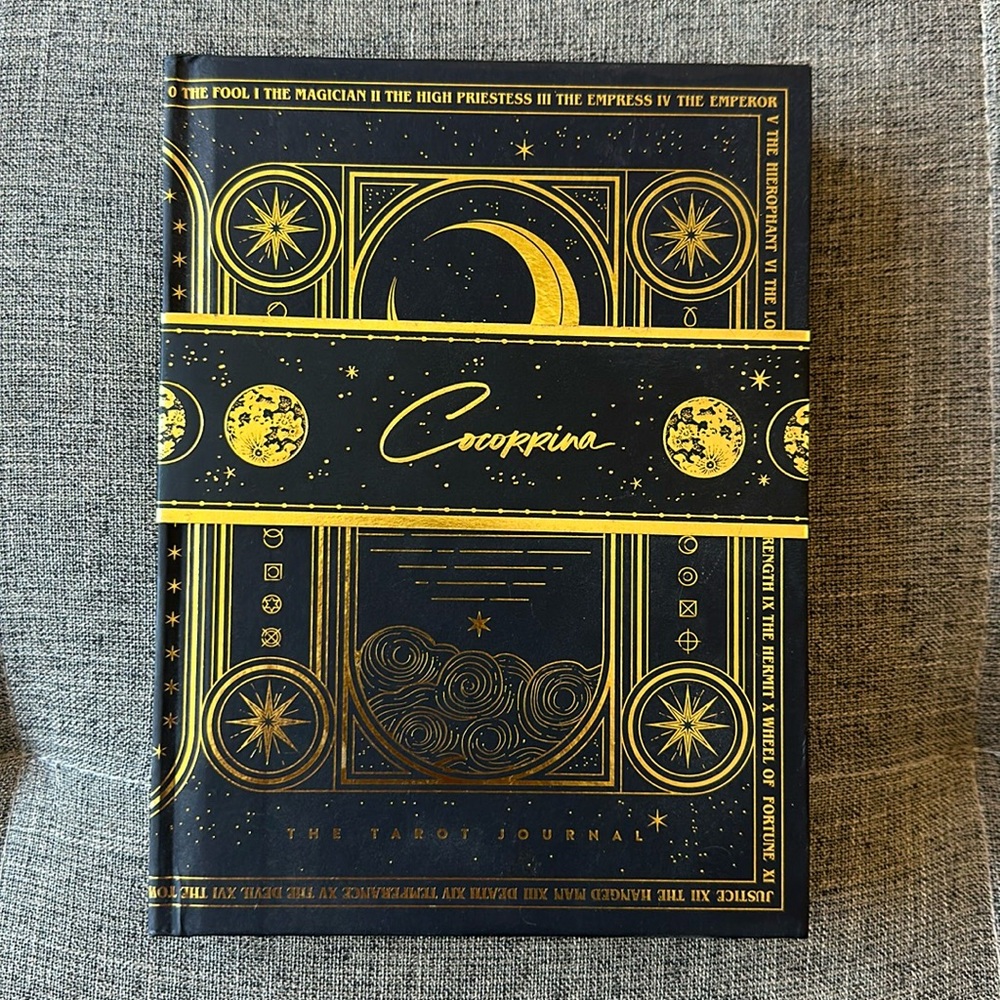 Cocorrina Tarot Journal